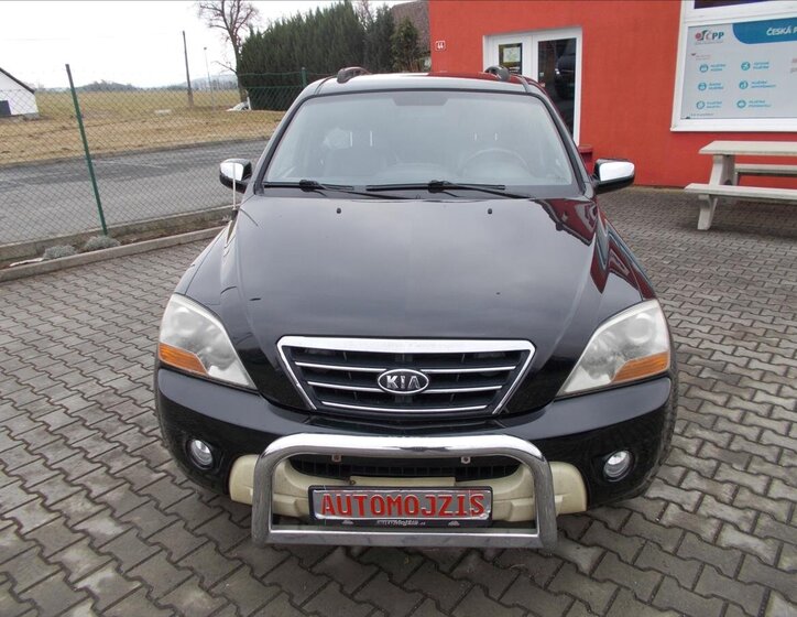 KIA Sorento SUV / Terénní 2,5 l 125 kw