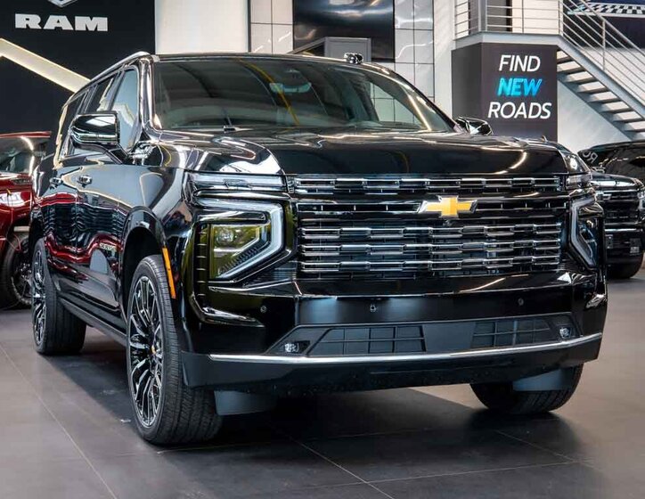 Chevrolet Suburban SUV / Terénní 6,2 l 313 kw