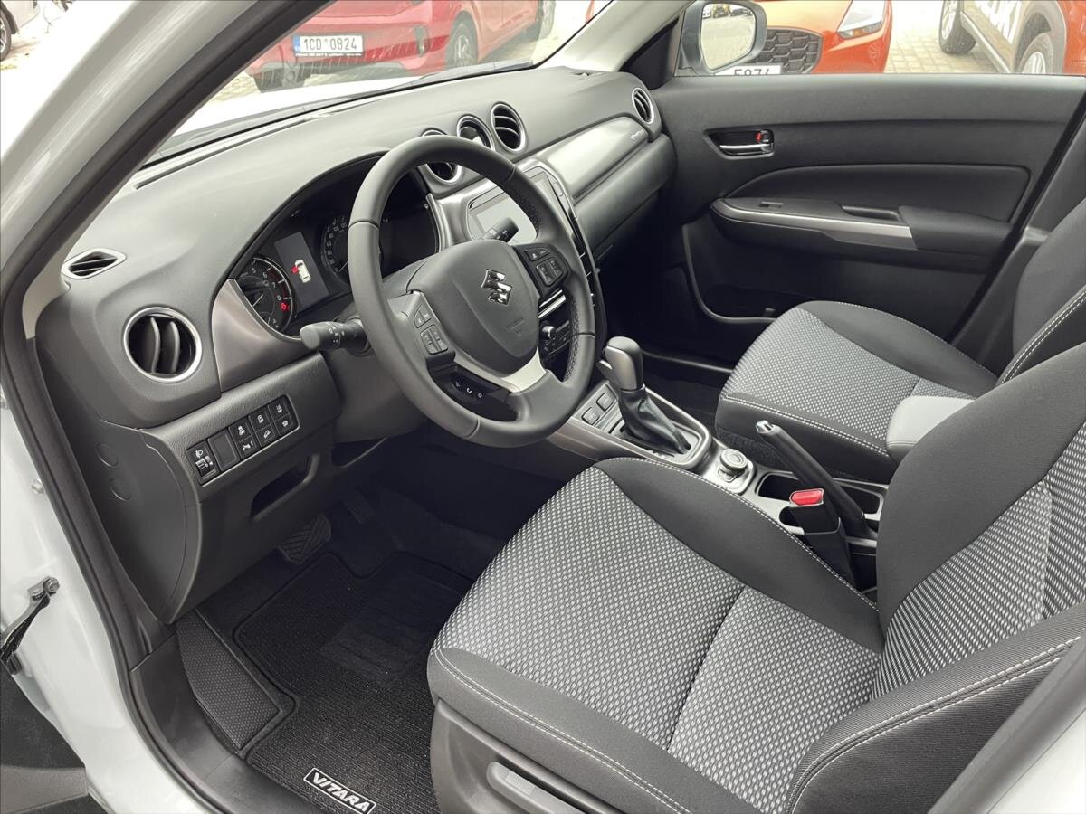 Suzuki Vitara SUV / Terénní 1,4 l 81 kw