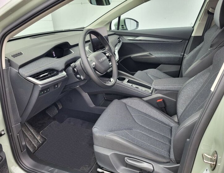 Škoda Elroq SUV / Terénní 1,0 210 kw