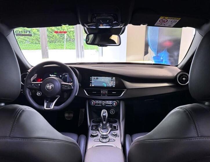 Alfa Romeo Giulia 18