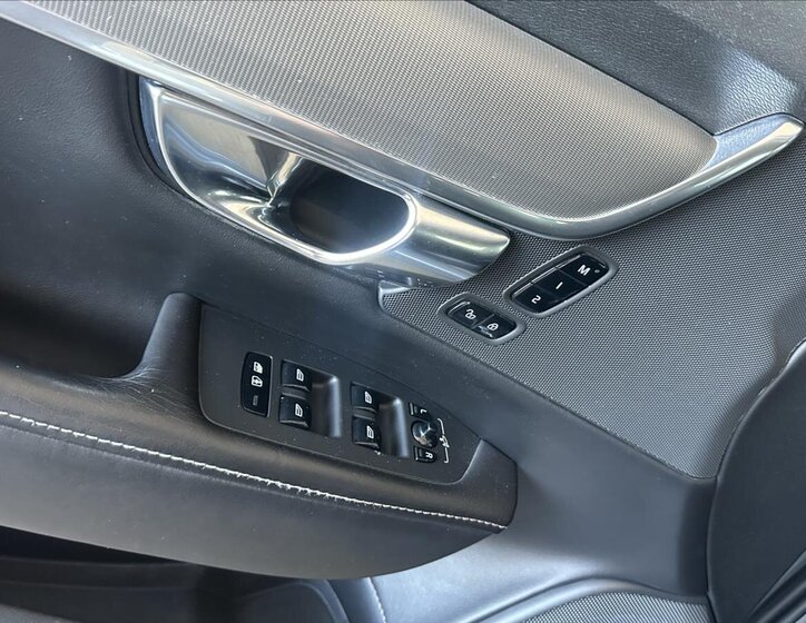 Volvo V90 Kombi 2,0 l 140 kw