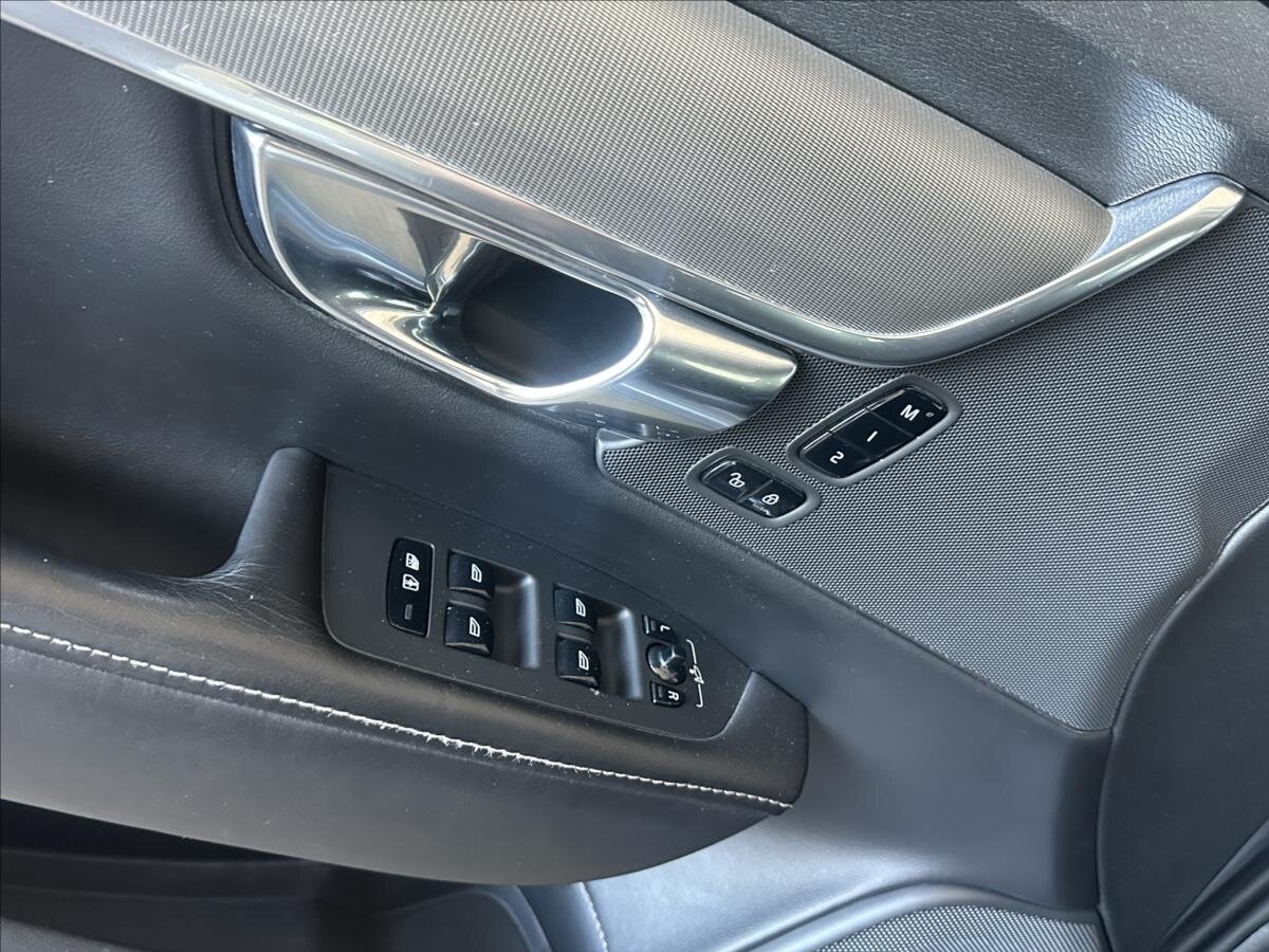 Volvo V90 Kombi 2,0 l 140 kw