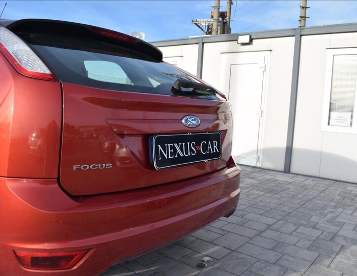 Ford Focus Hatchback 1,6 l 74 kw
