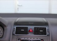 Volkswagen Touran 26