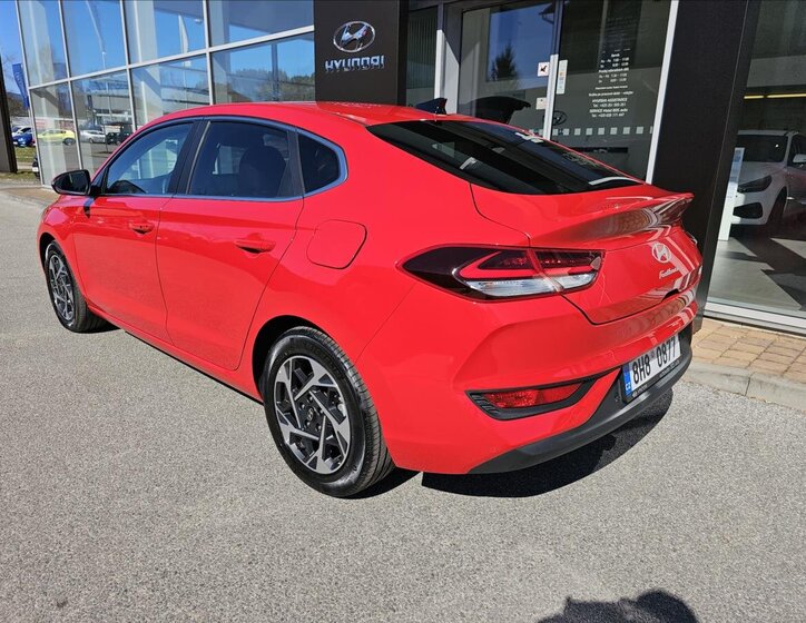 Hyundai i30 Liftback 998,0 73 kw