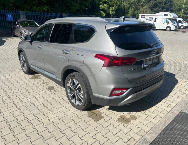 Hyundai Santa Fe 7