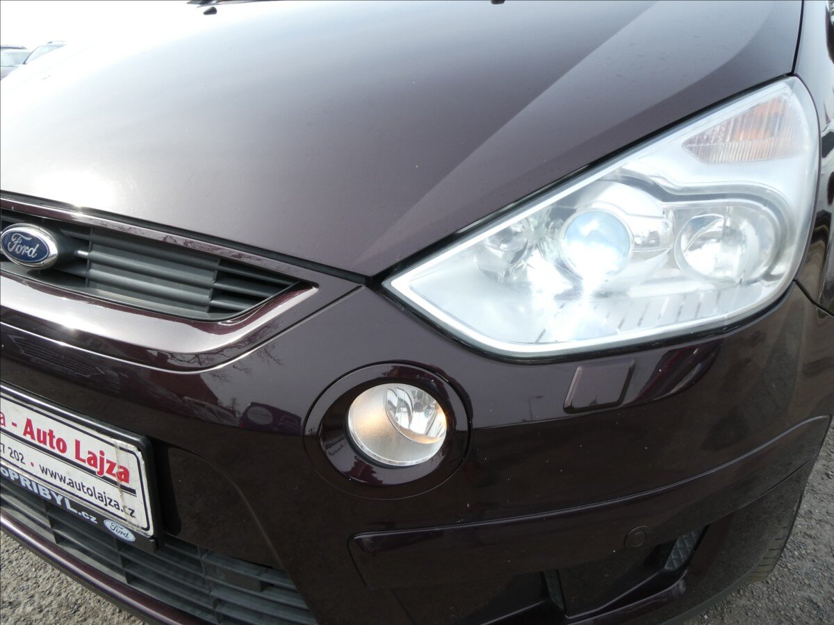 Ford S-MAX MPV 2,0 l 107 kw