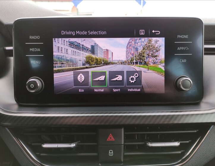 Škoda Scala Hatchback 999,0 81 kw