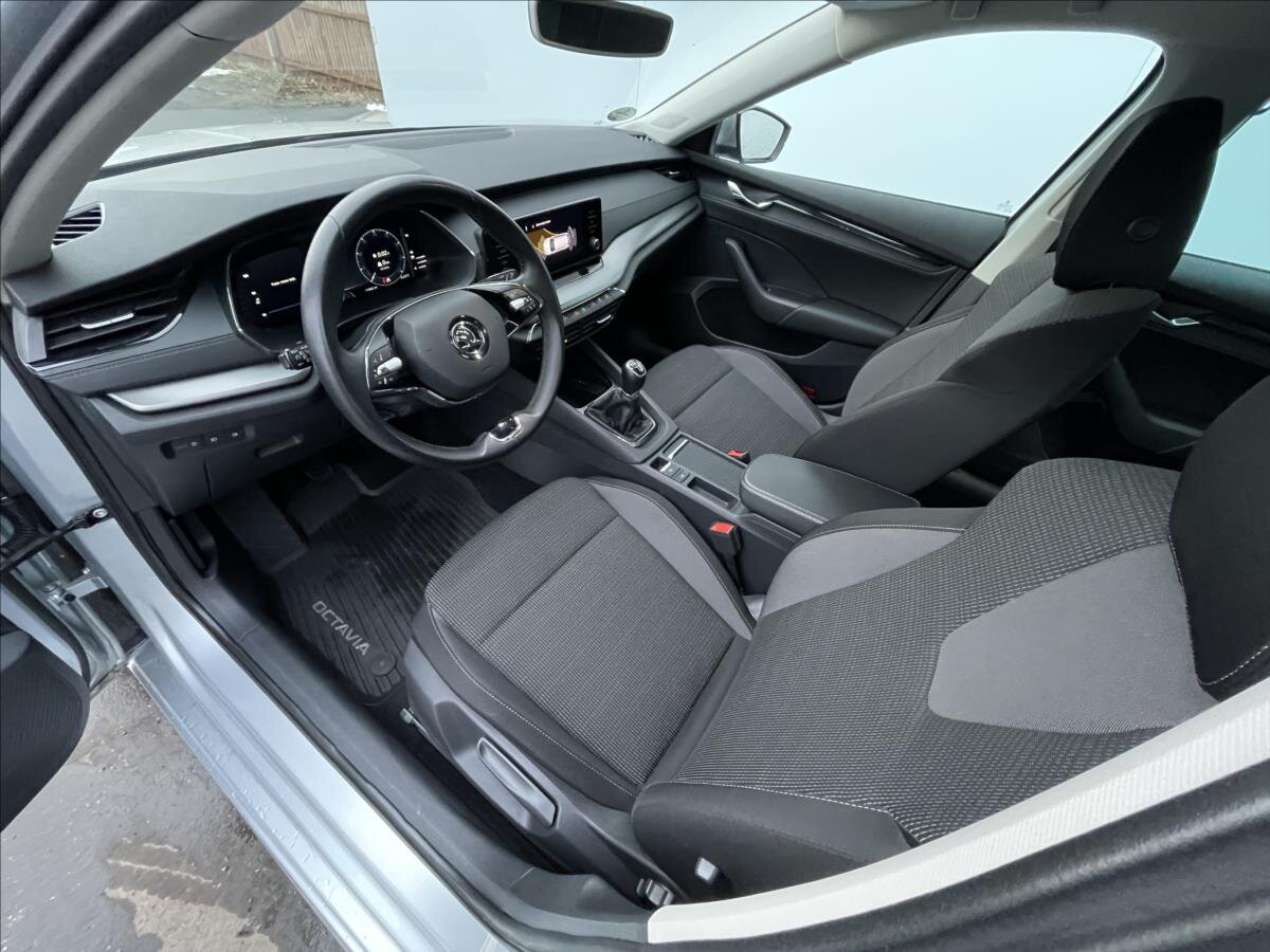 Škoda Octavia Kombi 2,0 l 85 kw