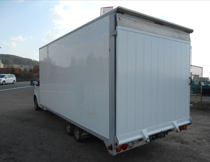 Volkswagen Transporter Kombi 2,0 l 75 kw