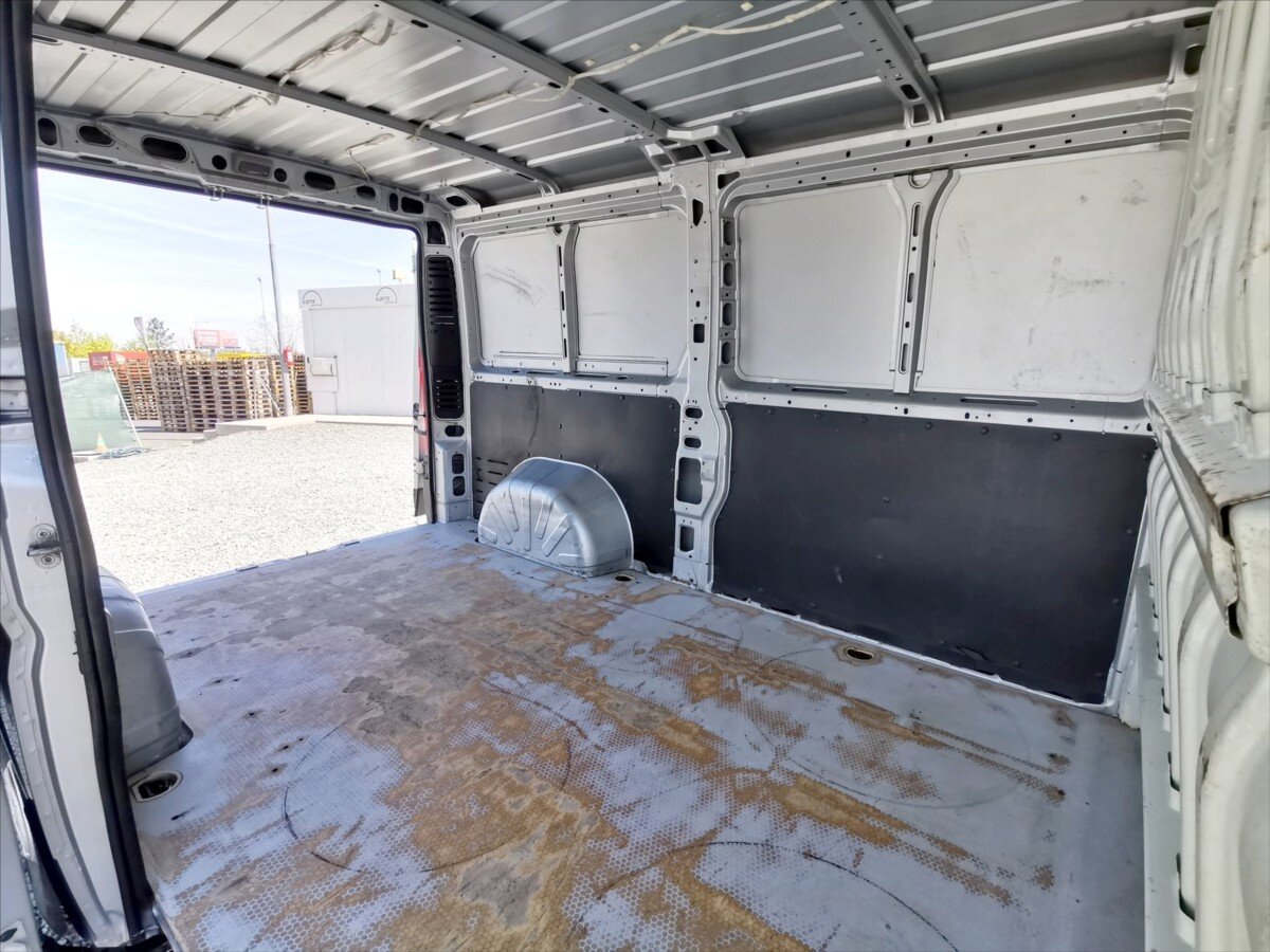 Peugeot Boxer Ostatní 2,2 l 110 kw