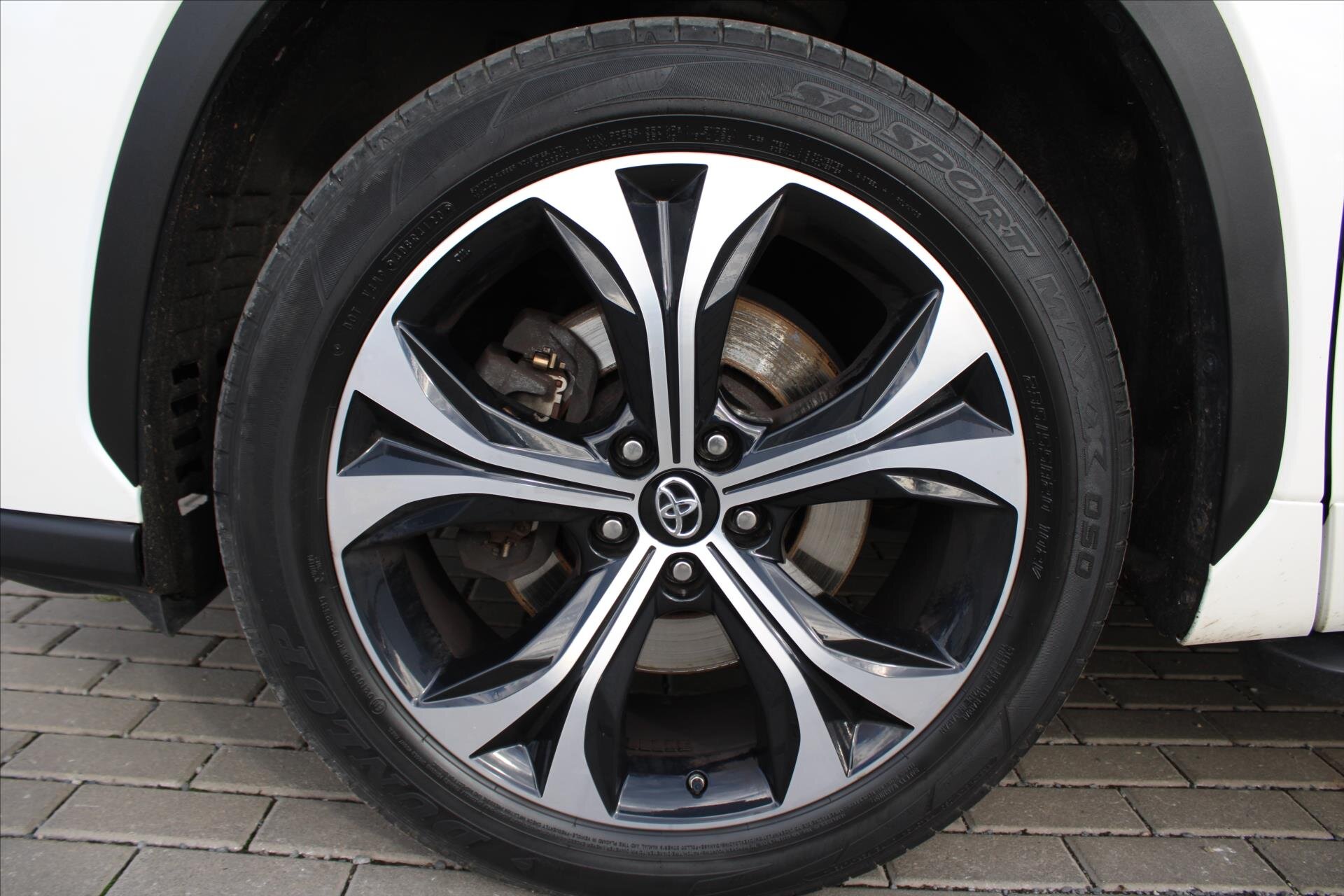 Toyota Highlander SUV 2,5 l 140 kw