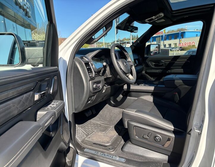 Dodge RAM Pick-up 3,0 l 403 kw