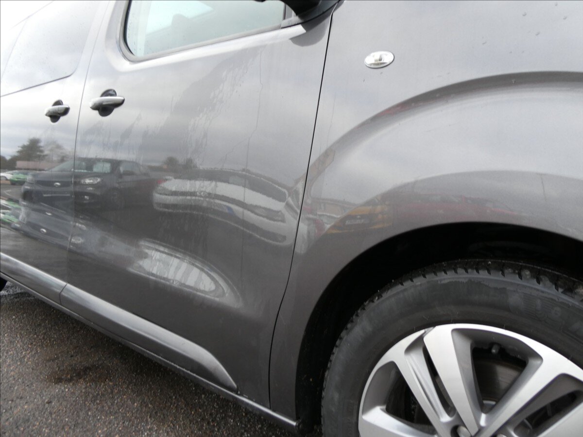 Peugeot Traveller MPV 2,0 l 130 kw