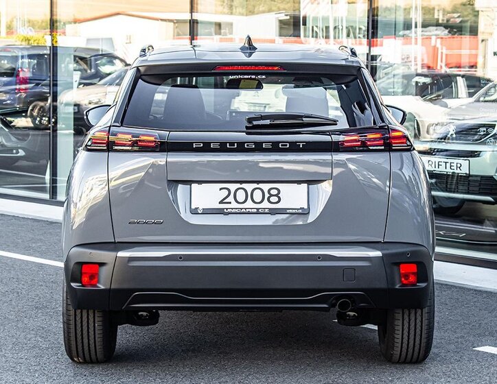 Peugeot 2008 SUV / Terénní 1,2 l 81 kw