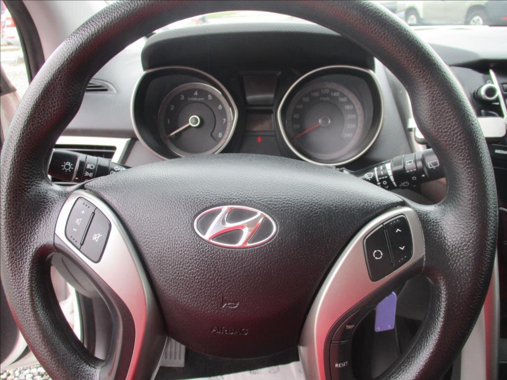 Hyundai i30 Hatchback 1,6 l 88 kw