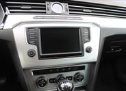 Volkswagen Passat 11