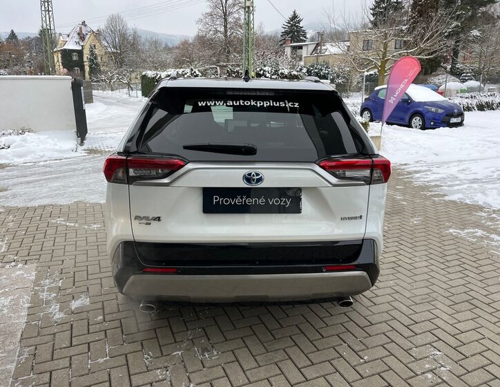 Toyota RAV4 SUV 2,5 l 131 kw