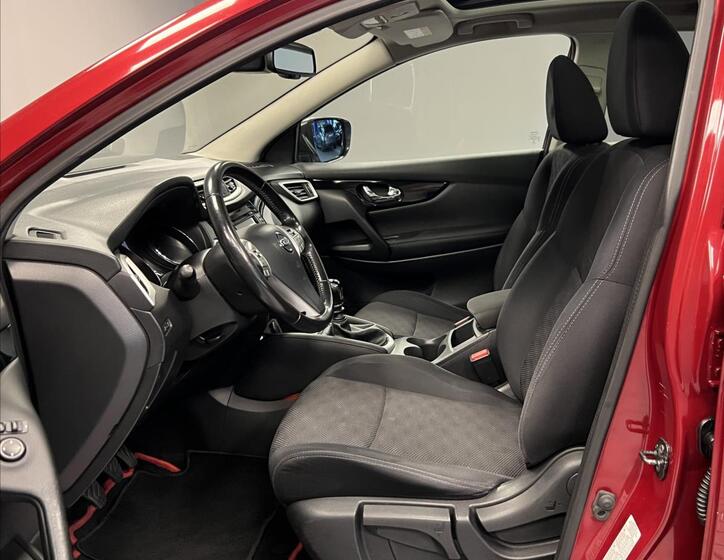 Nissan Qashqai 10