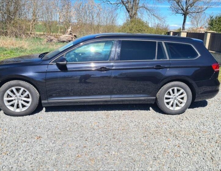 Volkswagen Passat Kombi 0,0 110 kw