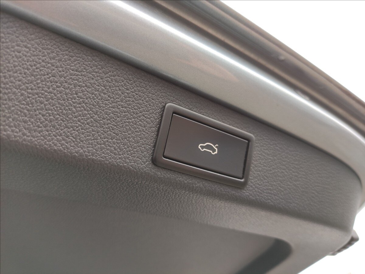 Škoda Superb Kombi 2,0 l 110 kw