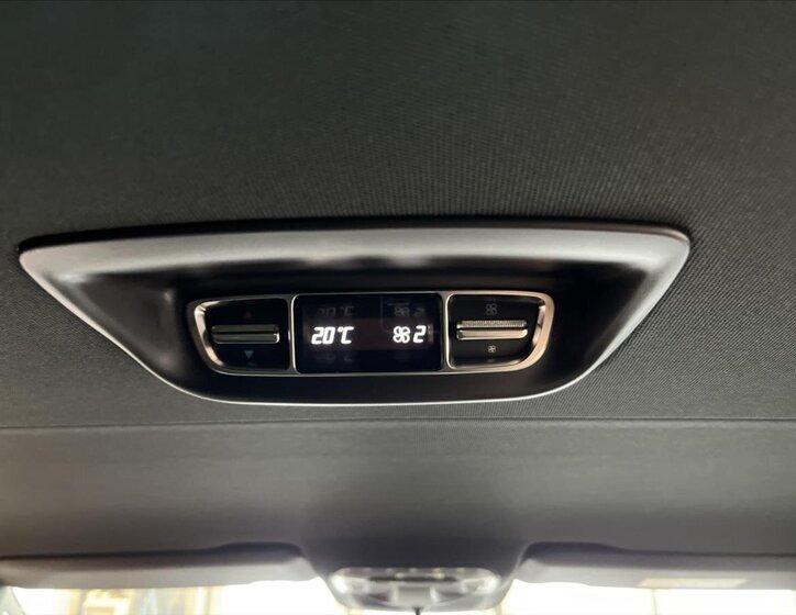 Mercedes-Benz Třídy V MPV 2,0 l 174 kw