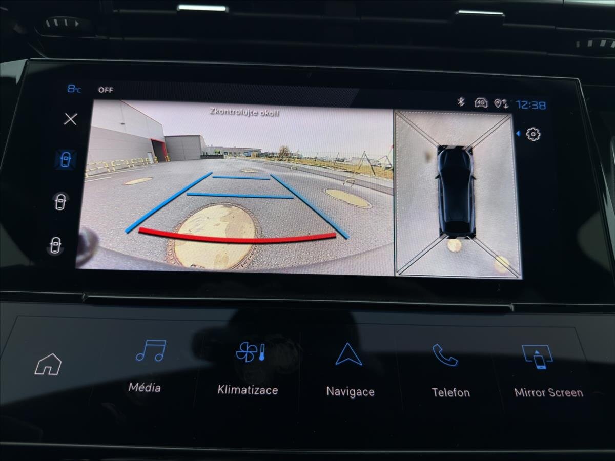 Peugeot 408 Liftback 1,2 l 96 kw