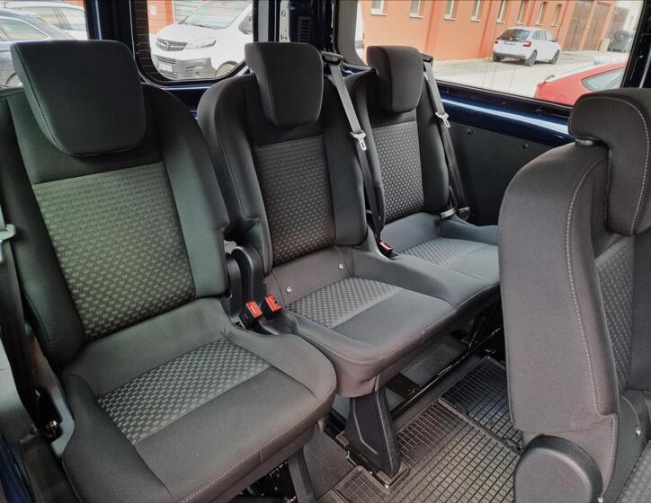 Ford Transit Custom 17