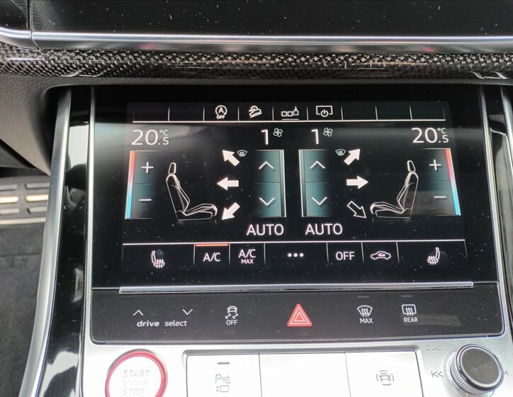 Audi SQ8 SUV / Terénní 4,0 l 320 kw