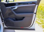 Volkswagen Touareg 16