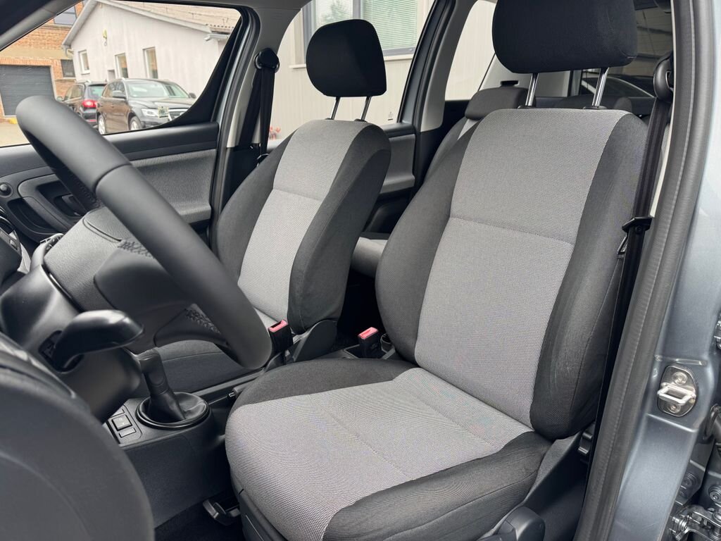 Škoda Roomster MPV 1,2 l 51 kw