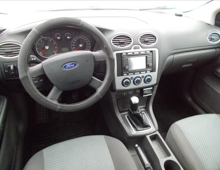 Ford Focus Kombi 1,6 l 66 kw