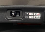 Mercedes-Benz Třídy C Sedan 1,5 l 150 kw