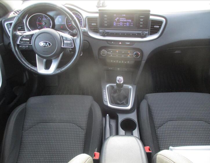 KIA Ceed 12