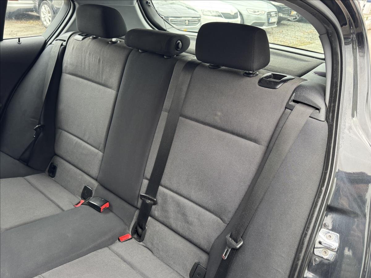 BMW Řada 1 Hatchback 2,0 l 90 kw