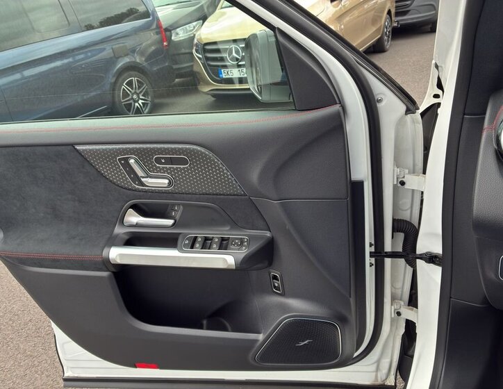 Mercedes-Benz EQB SUV / Terénní 0,0 168 kw