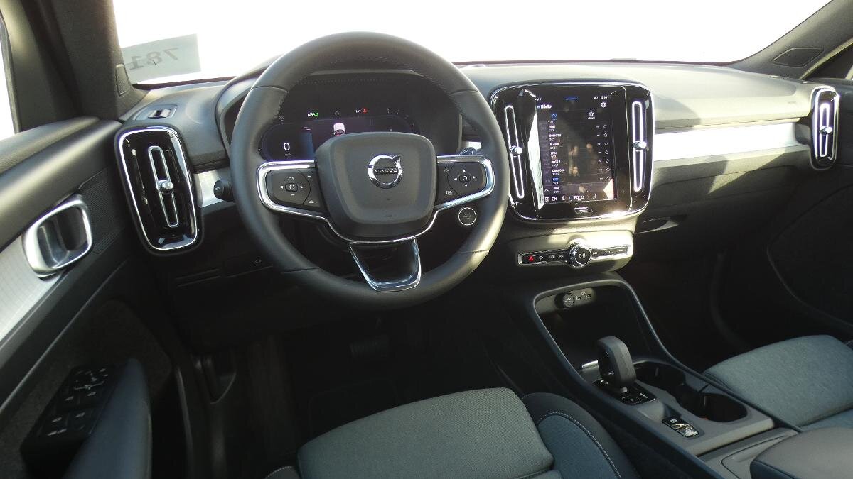 Volvo XC40 SUV 2,0 l 120 kw