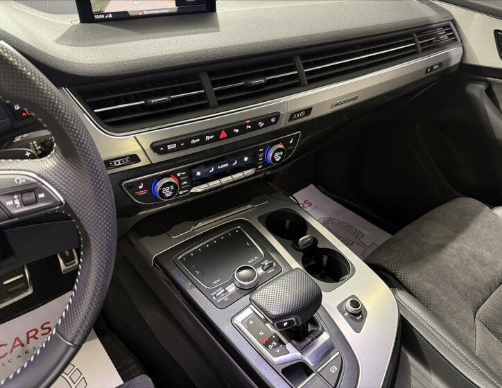 Audi Q7 SUV / Terénní 3,0 l 200 kw
