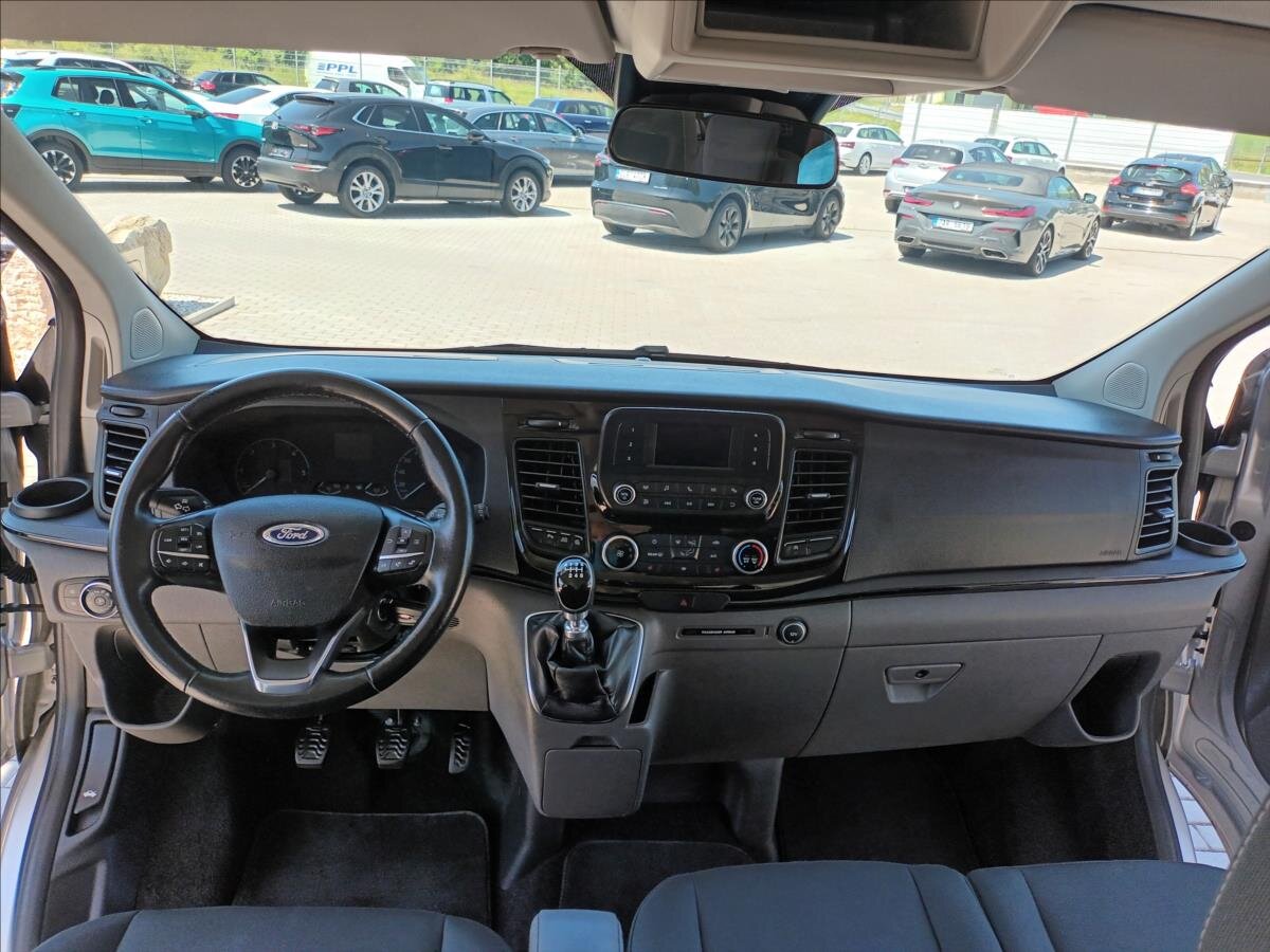 Ford Tourneo Custom VAN-Minibus 2,0 l 96 kw