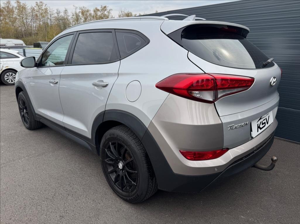 Hyundai Tucson SUV / Terénní 1,6 l 97 kw