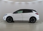 Opel Grandland SUV / Terénní 1,6 l 147 kw