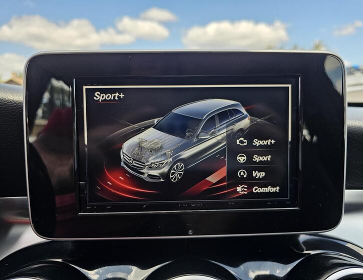 Mercedes-Benz Třídy C 25