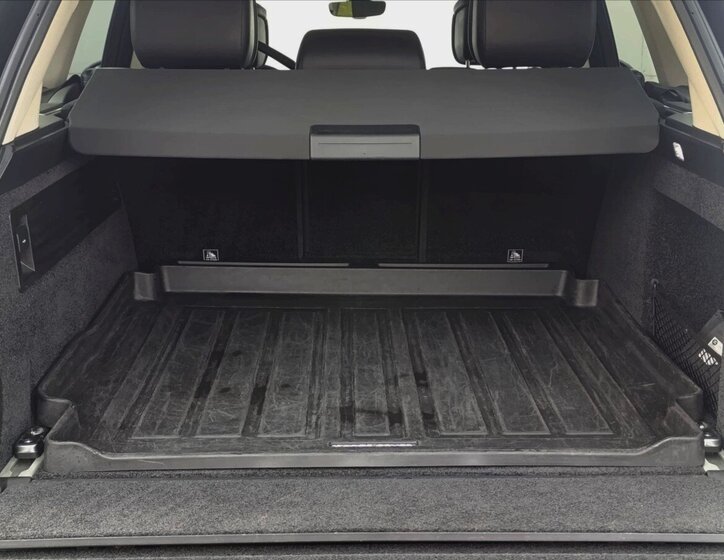 Land Rover Range Rover SUV / Terénní 5,0 l 386 kw