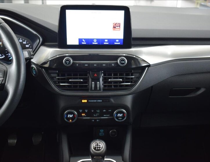 Ford Kuga SUV 1,5 l 110 kw