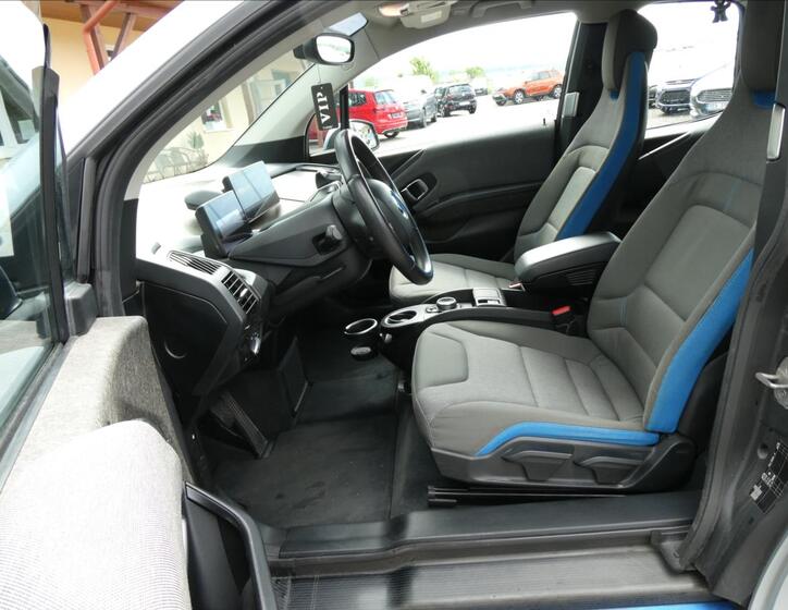 BMW i3 18