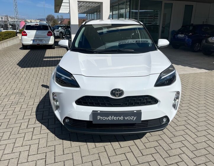 Toyota Yaris Cross SUV / Terénní 1,5 l 68 kw