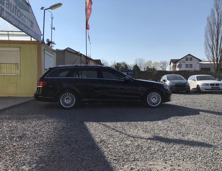 Mercedes-Benz Třídy E 22