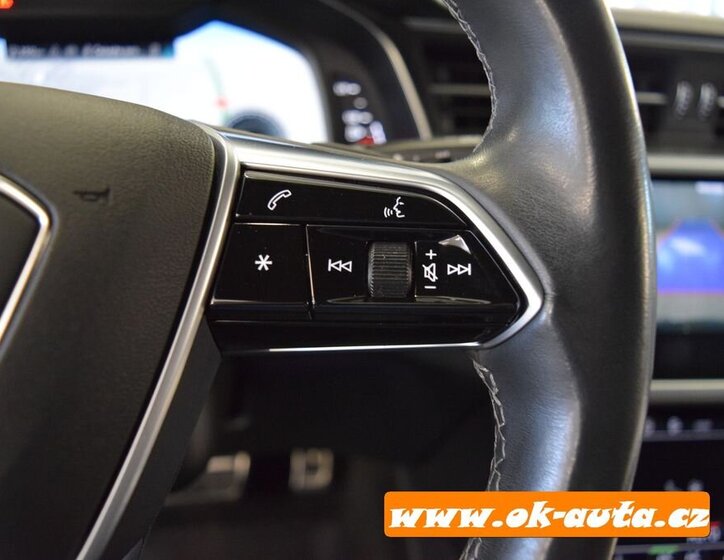 Audi A6 Allroad Kombi 3,0 l 210 kw