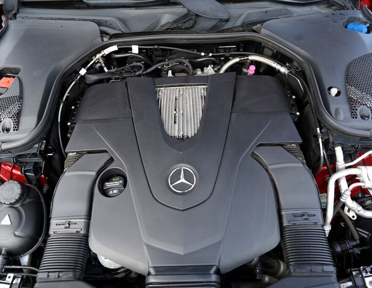 Mercedes-Benz Třídy E 10